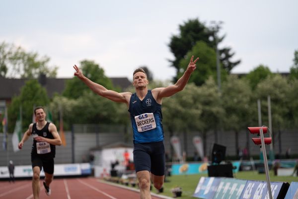 Nico Beckers (LAV Bayer Uerdingen/Dormagen) beim 400m Zieleinlauf am 07.05.2022 beim Stadtwerke Ratingen Mehrkampf-Meeting 2022 in Ratingen